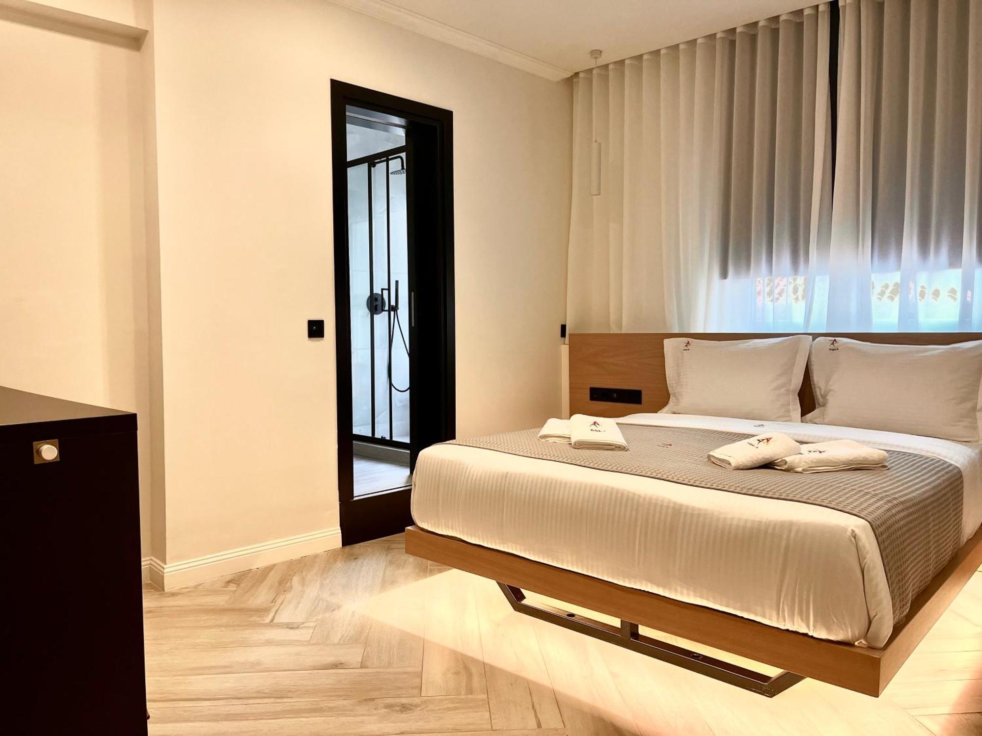 Aparthotel Triple A - Stylish Seven On The Pedestrian - Free Parking! Athen Exterior foto